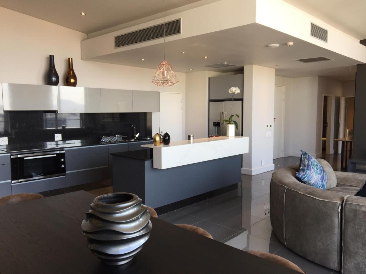 The Capital Menlyn Maine Hotell Pretoria-Noord Exteriör bild A kitchen in a penthouse apartment